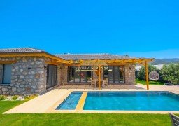 Villa SERENYA