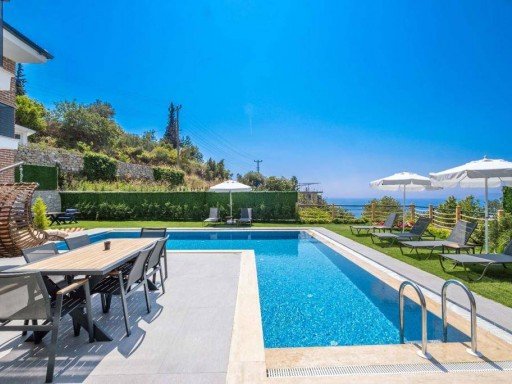Villa Lirya
